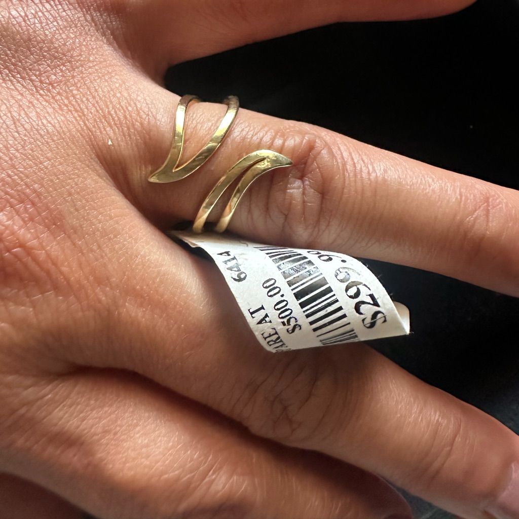 Adjustable 14 Kt Gold Ring